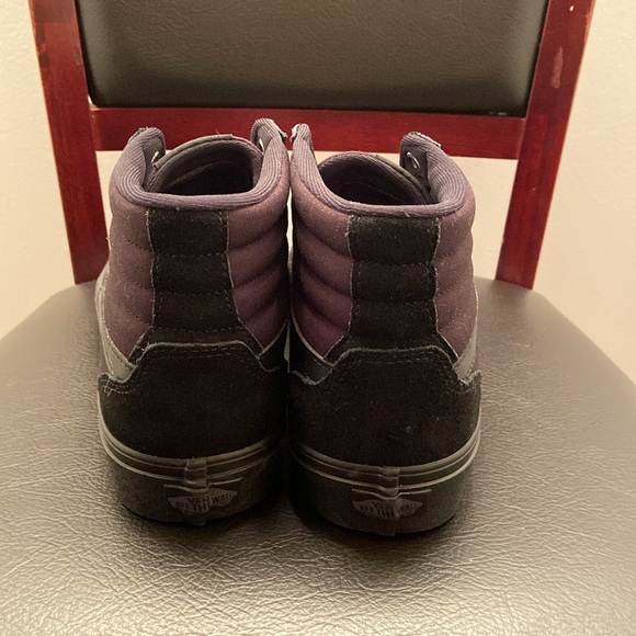 New Vans Hi Top Men’s Sneakers Skateboard Shoes Size 8 Women's Size 9.5 - Picture 3 of 4